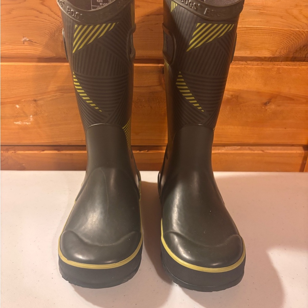 Kids Bogs Rain Boots 12